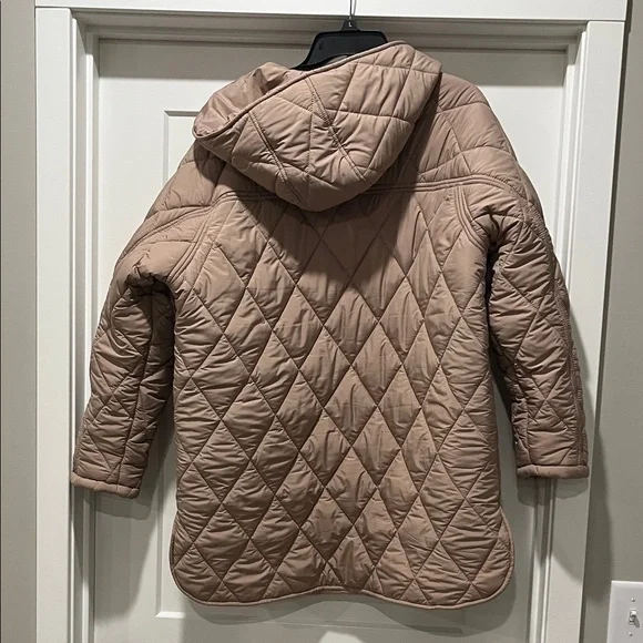 Women's Quilted Tan Jacket - Picture 3 of 4